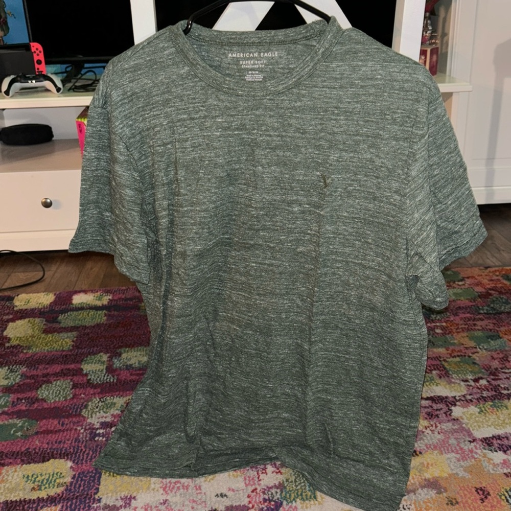 American Eagle Heather Green Tee Size Medium